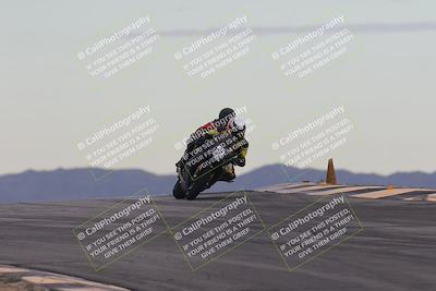 media/Sep-21-2025-Race Pace (Sun) [[98bf33ef95]]/Non Verified/1-Turns 9 and 10 (8am)/